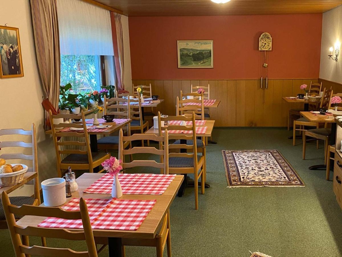 Menzenschwand-Hinterdorf Gaestehaus Kaiser מראה חיצוני תמונה