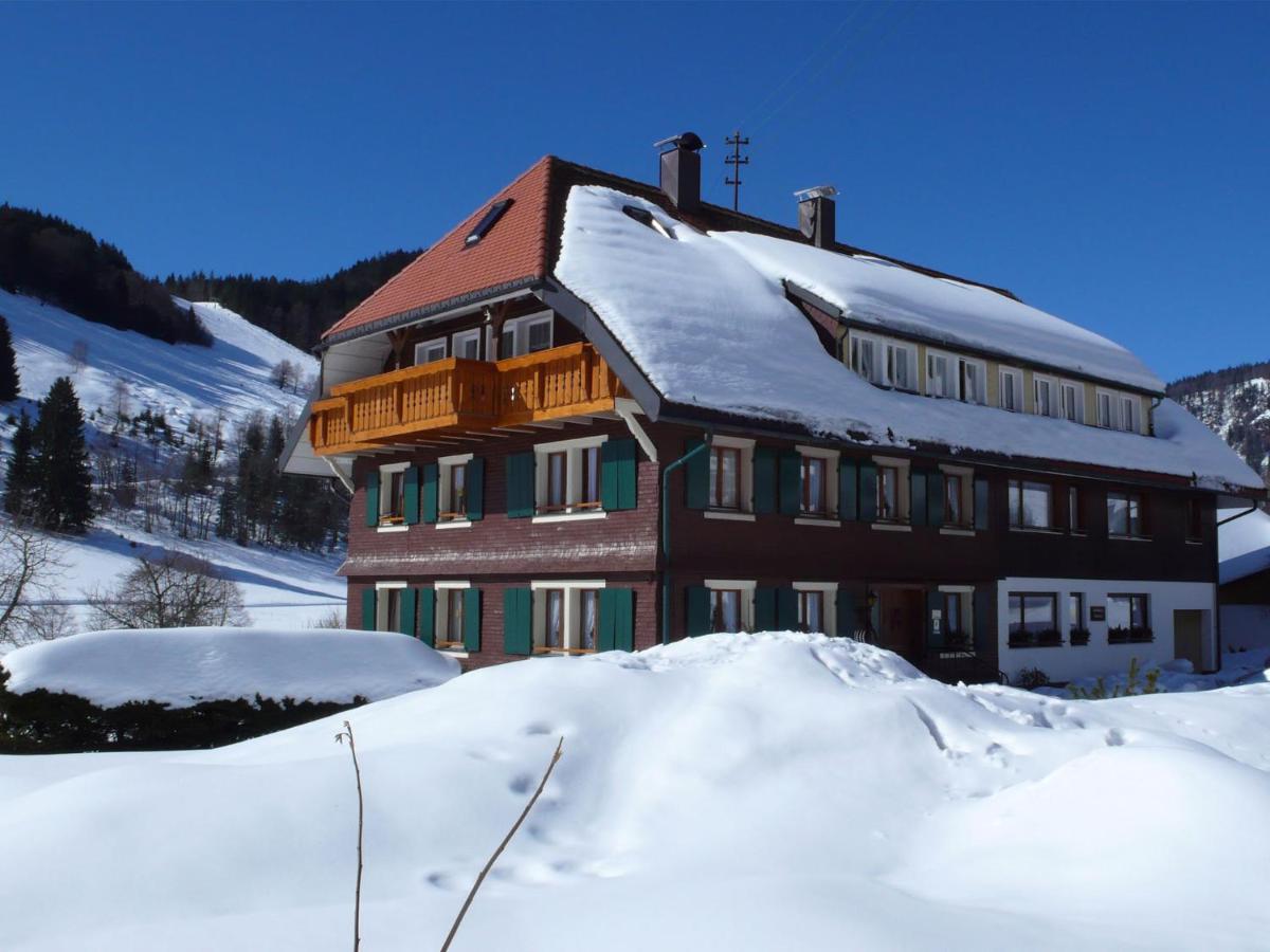 Menzenschwand-Hinterdorf Gaestehaus Kaiser מראה חיצוני תמונה